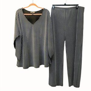 Marc Bouwer 2-piece Black and White Checkered Pant set, Size 2X